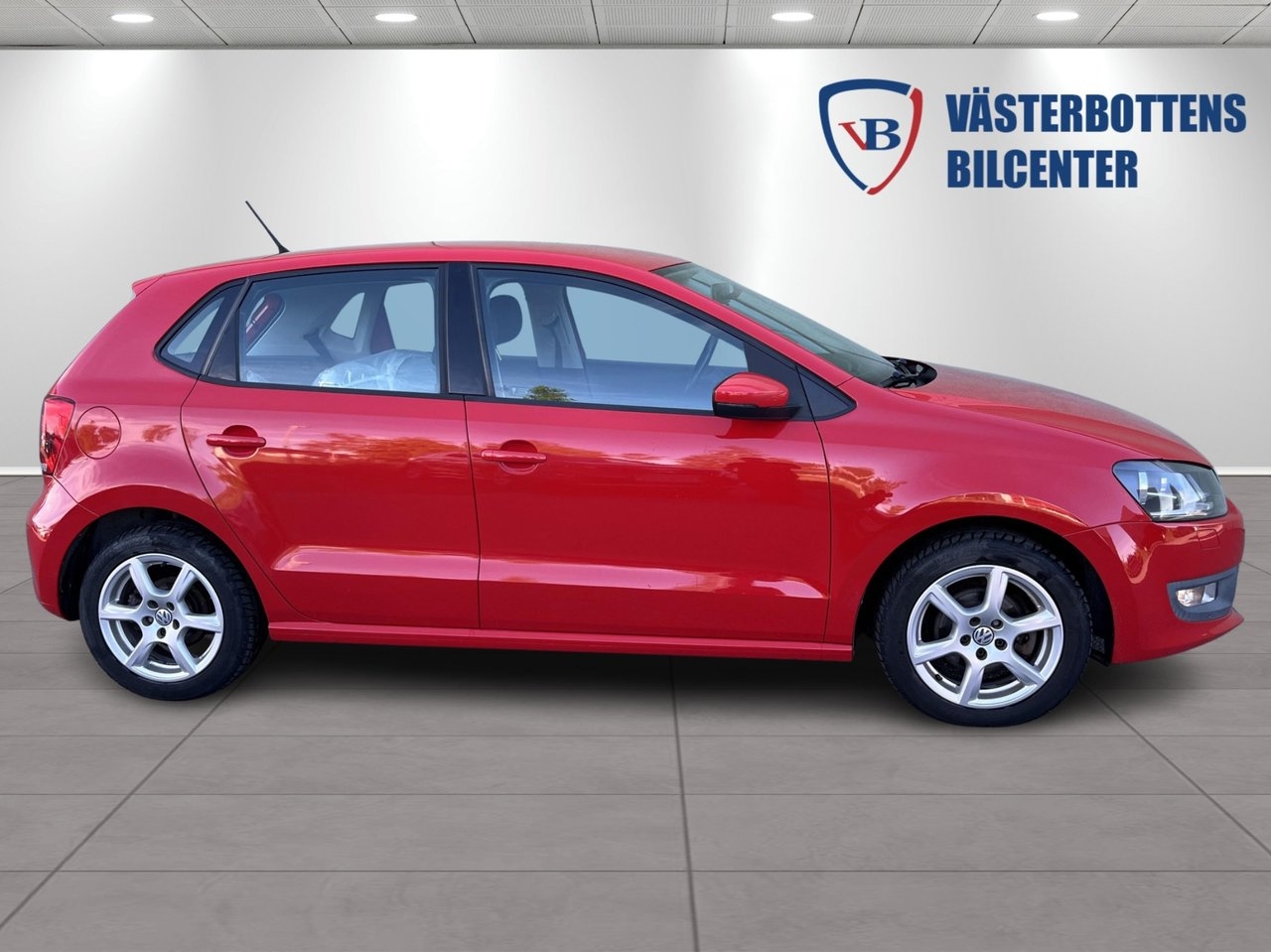 Volkswagen Polo 2012, kuva 2/10