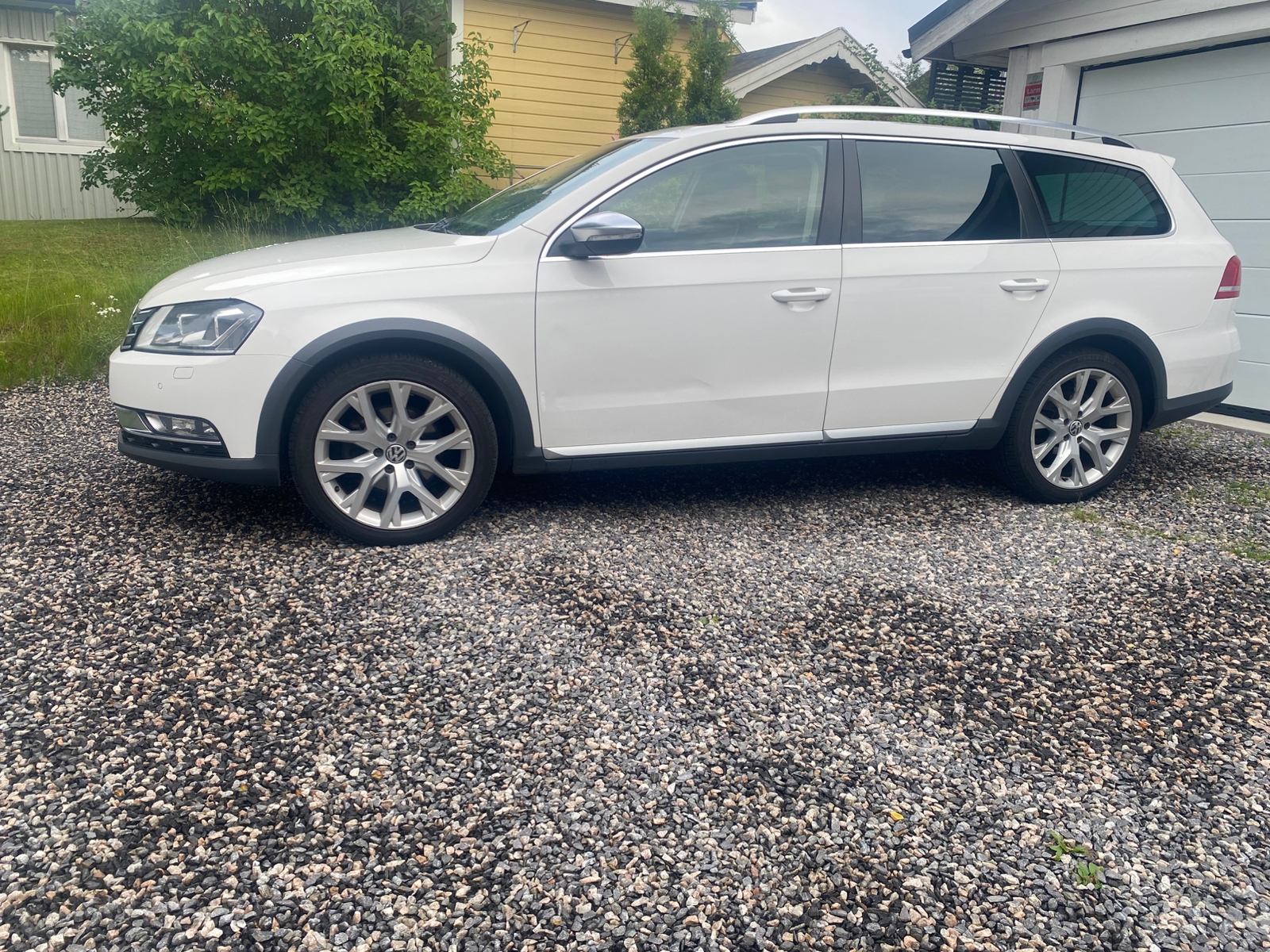 Volkswagen Passat 2014, bild 2/10