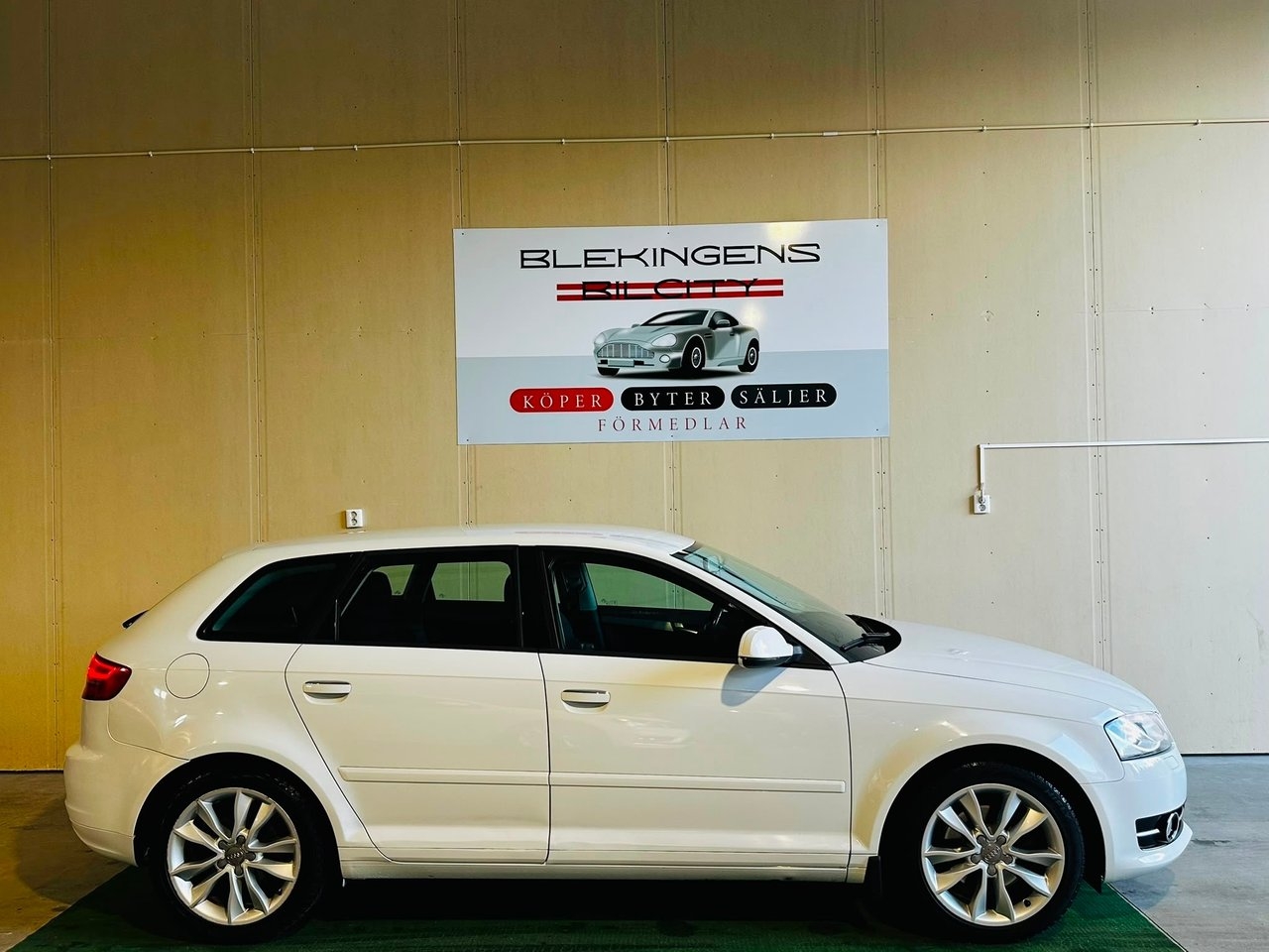 Audi A3 Sportback 2.0 TDI Comfort 2012, bild 6/10