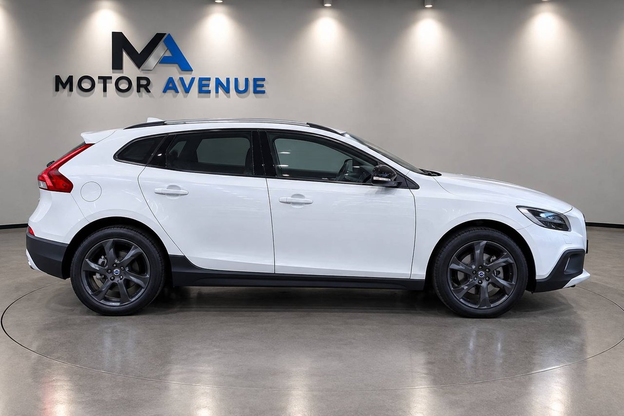 Volvo V40 Cross Country 2014, bild 2/21