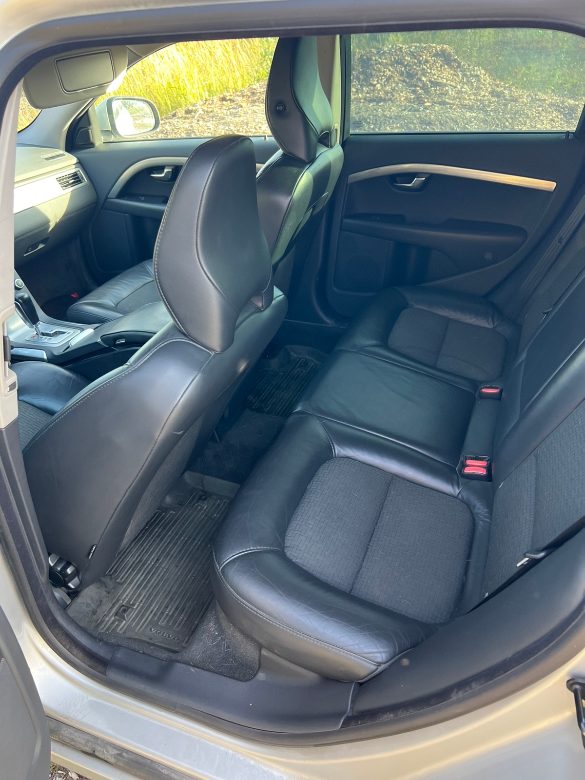 Volvo V70 D3 2011, kuva 7/11
