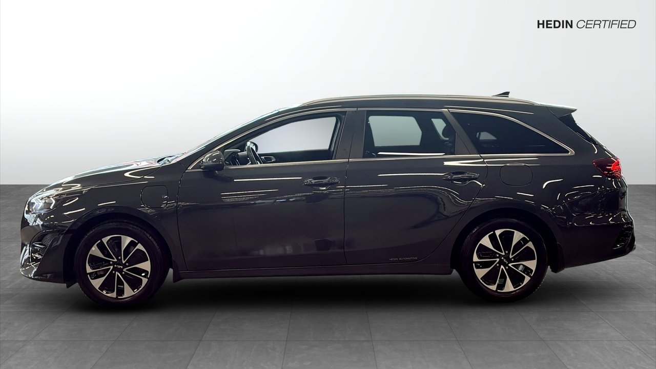 Kia Ceed PHEV ADVANCE 2023, kuva 6/10