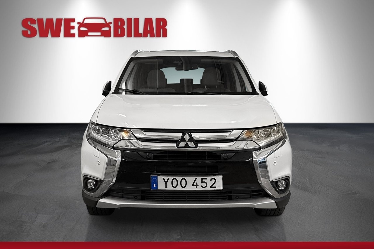 Mitsubishi Outlander 2017, bild 2/10