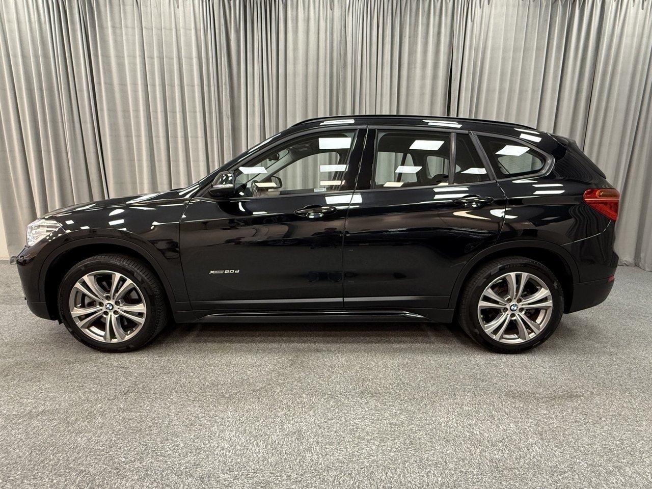 BMW X1 2018, bild 2/10
