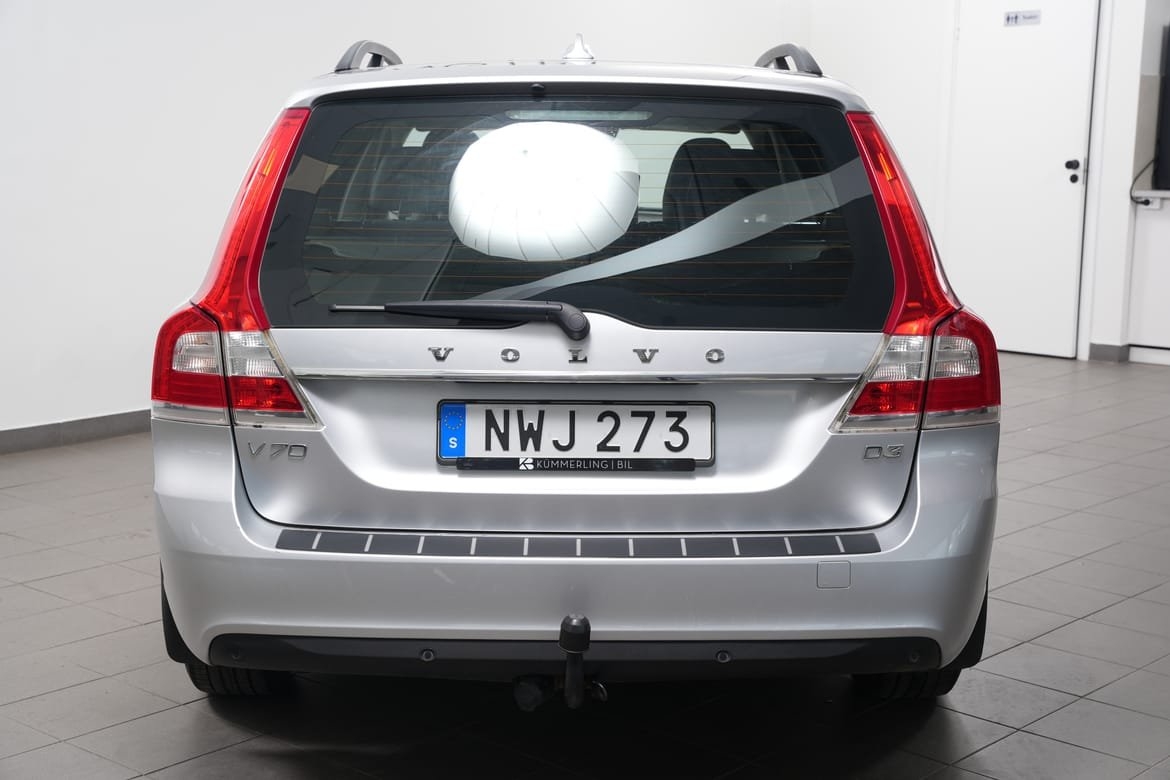 Volvo V70 2016, photo 7/10
