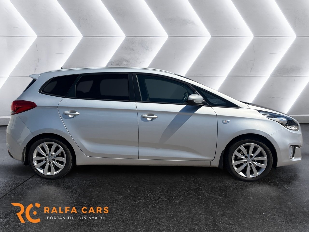 Kia Carens 1.7 CRDi GLS 7-Sits 2016, bild 6/10
