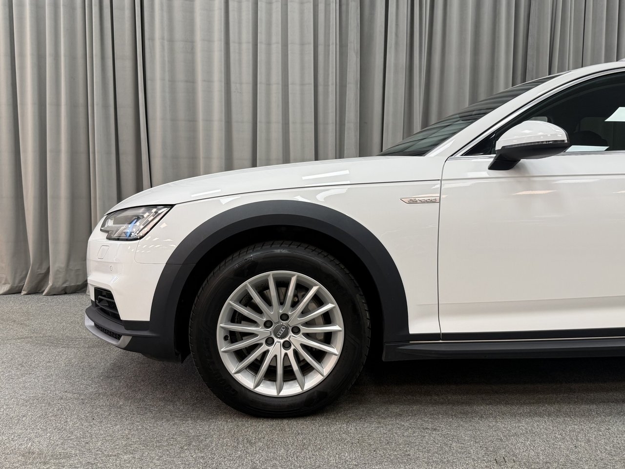 Audi A4 allroad 2017, kuva 4/13