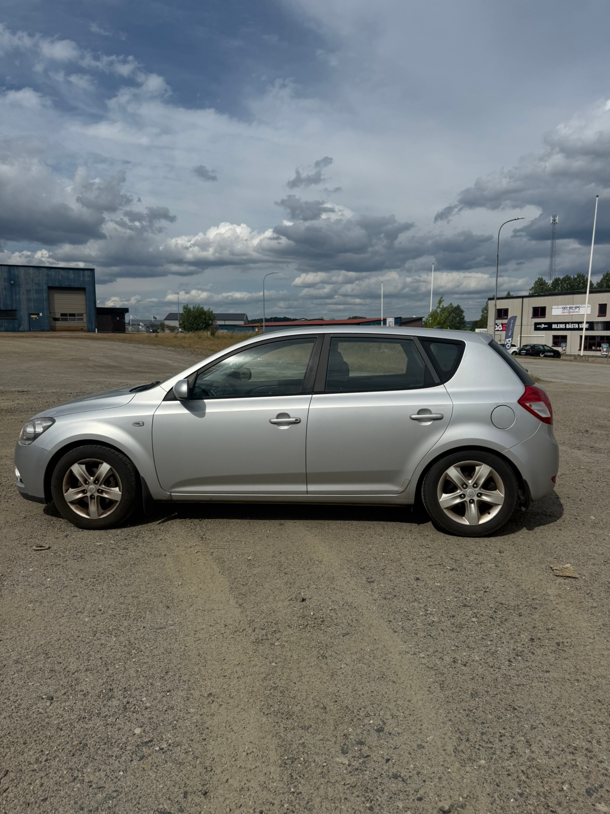 Kia Ceed 1.6 CVVT Manuell 2010, bild 3/6