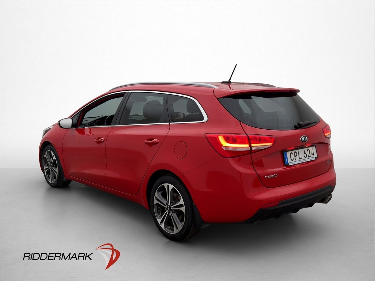 Kia Ceed SW 1.6 CRDi SW GT-Line 2016, photo 5/29