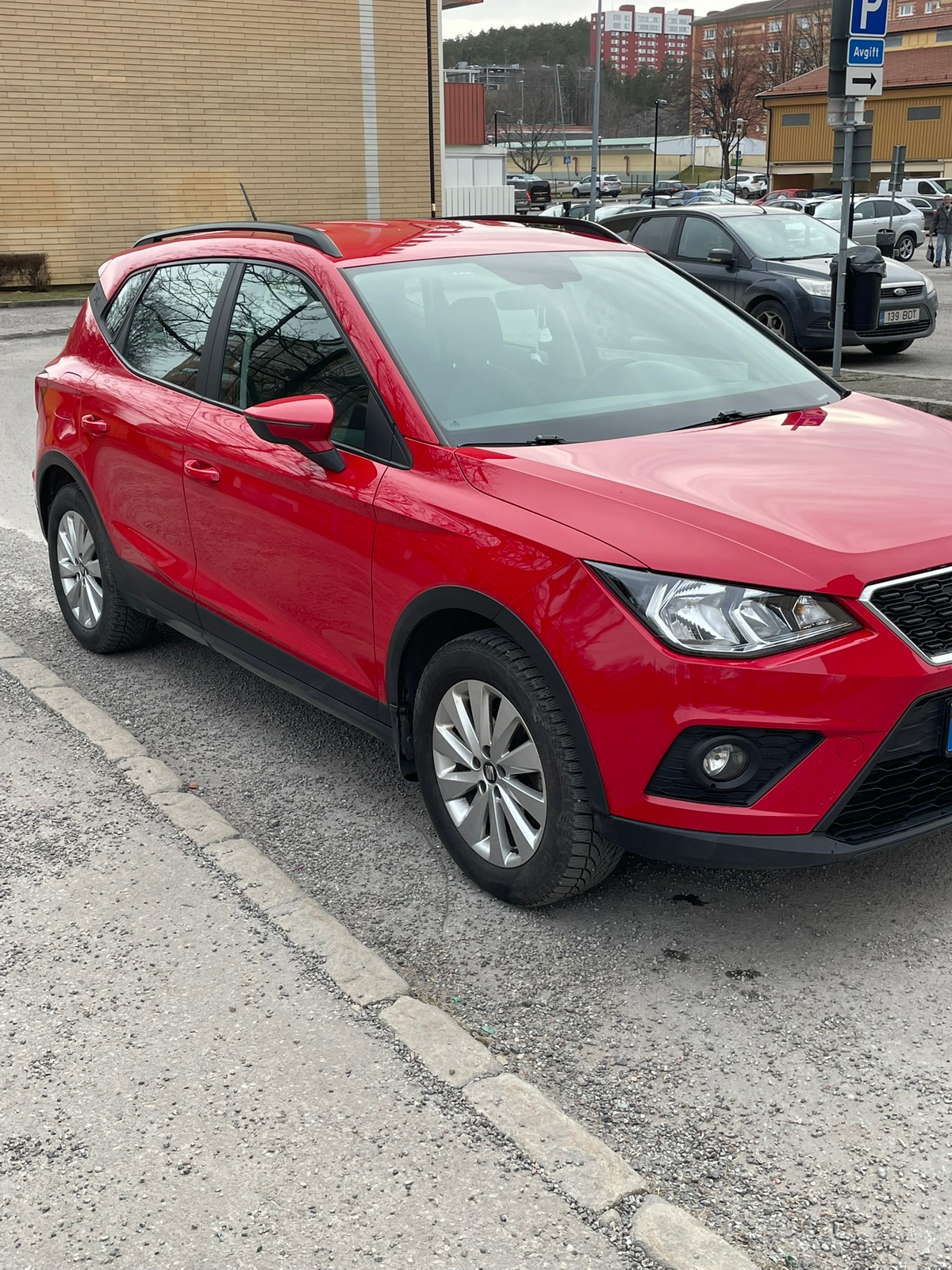 Seat Arona 1.0 TSI Manuell 2020, bild 2/15