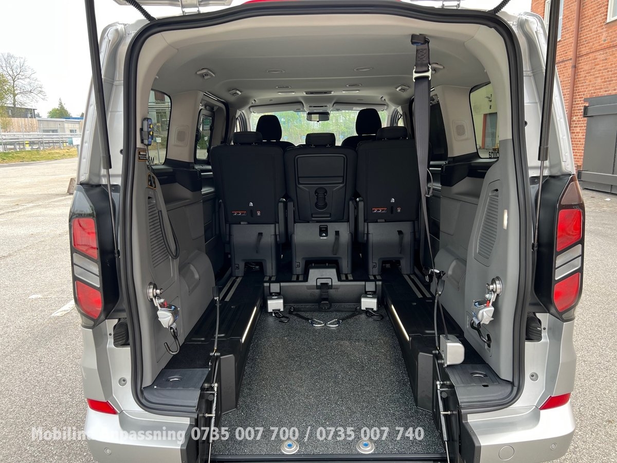 Ford Tourneo Custom 2026, bild 6/10