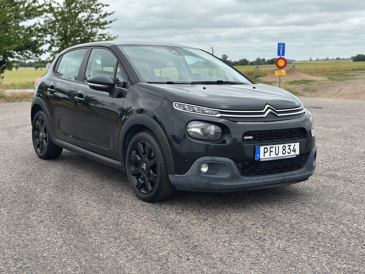 Citroen C3 1.2 PureTech 2017, bild 2/10