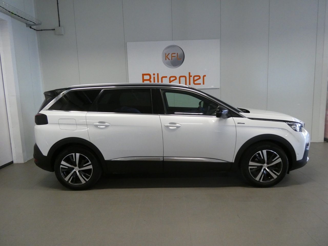 Peugeot 5008 GT-line 1.2 7-Sits 2019, bild 3/10