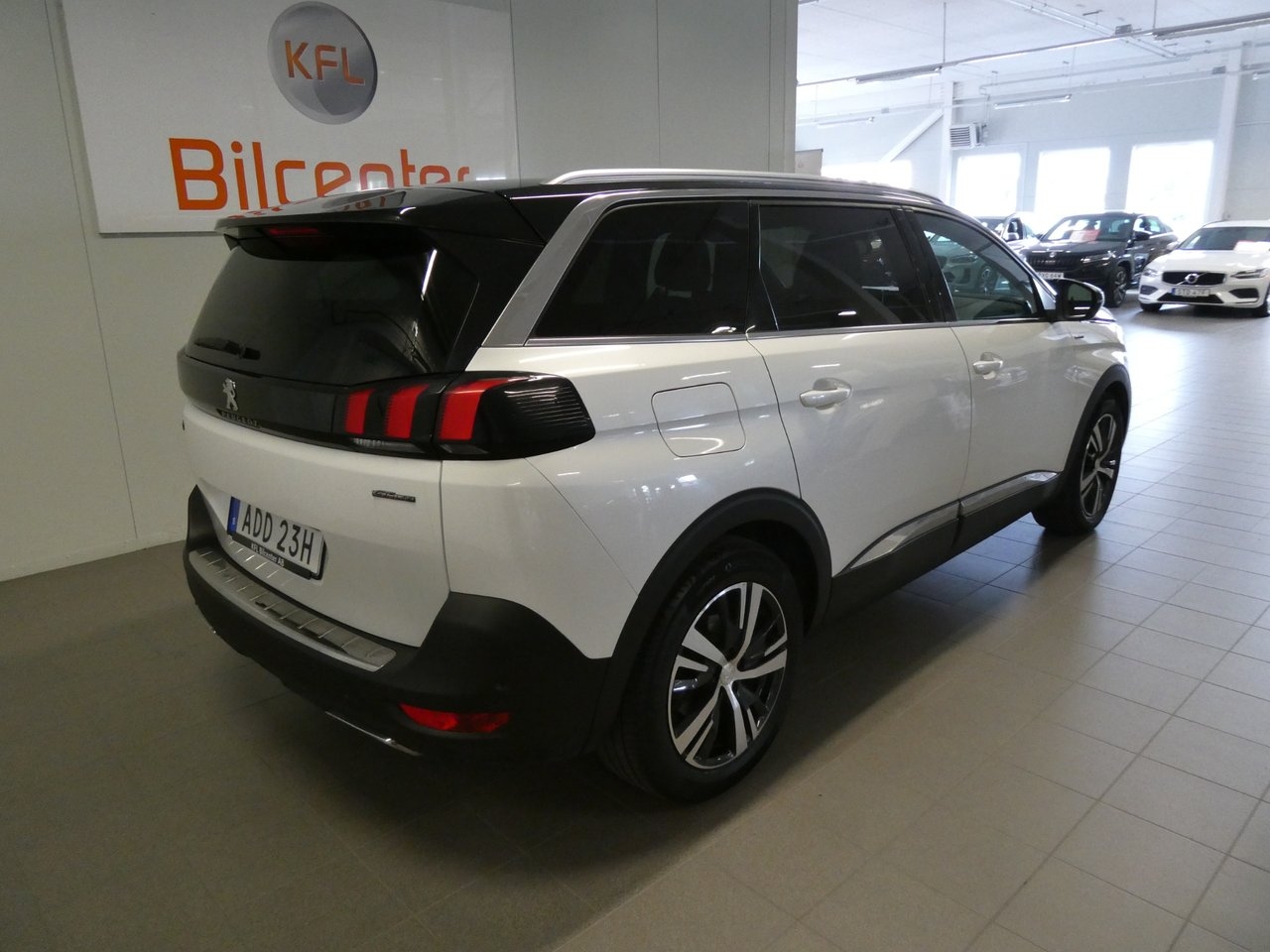 Peugeot 5008 GT-line 1.2 7-Sits 2019, bild 4/10
