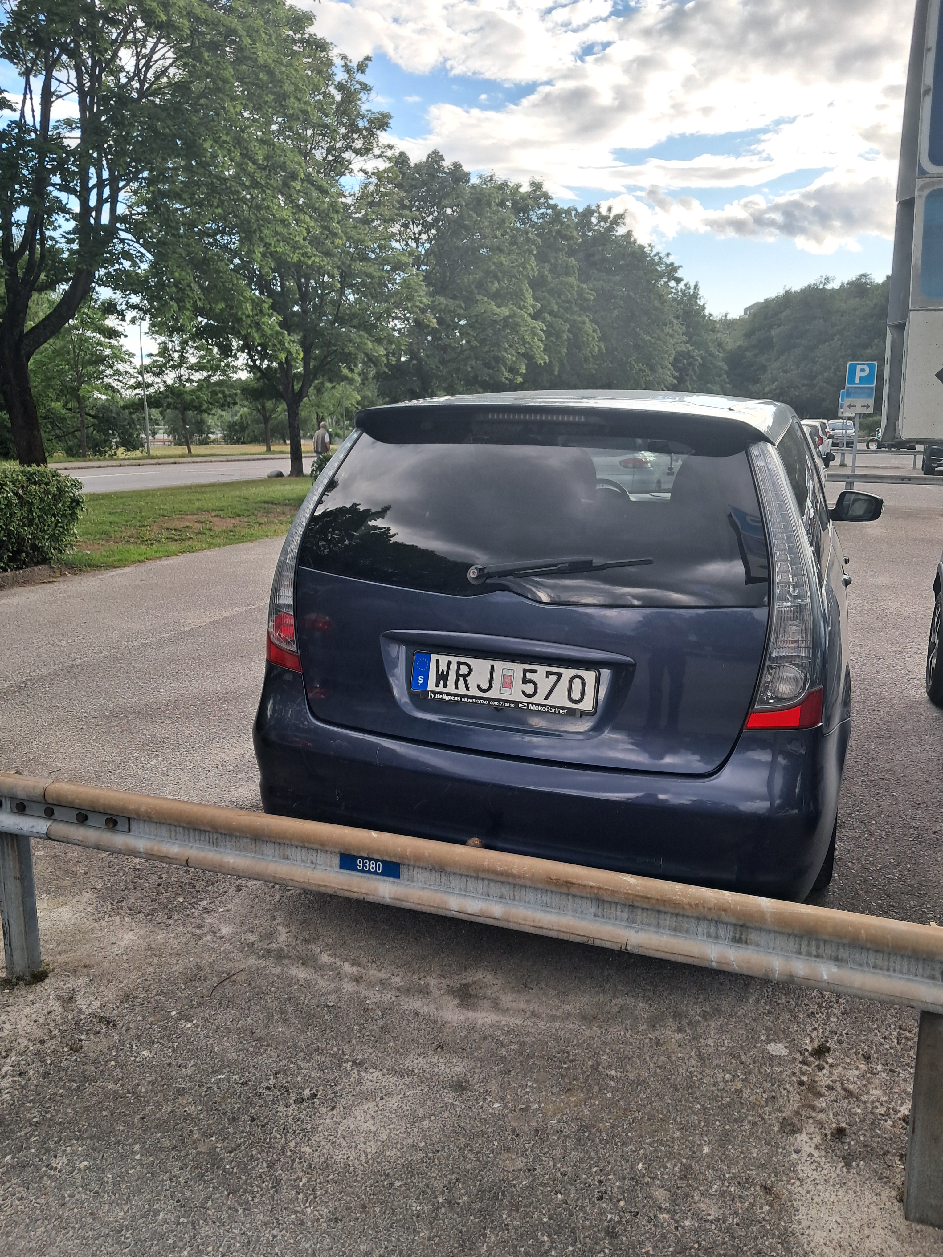 Mitsubishi Grandis 2.4 2004, bild 4/5