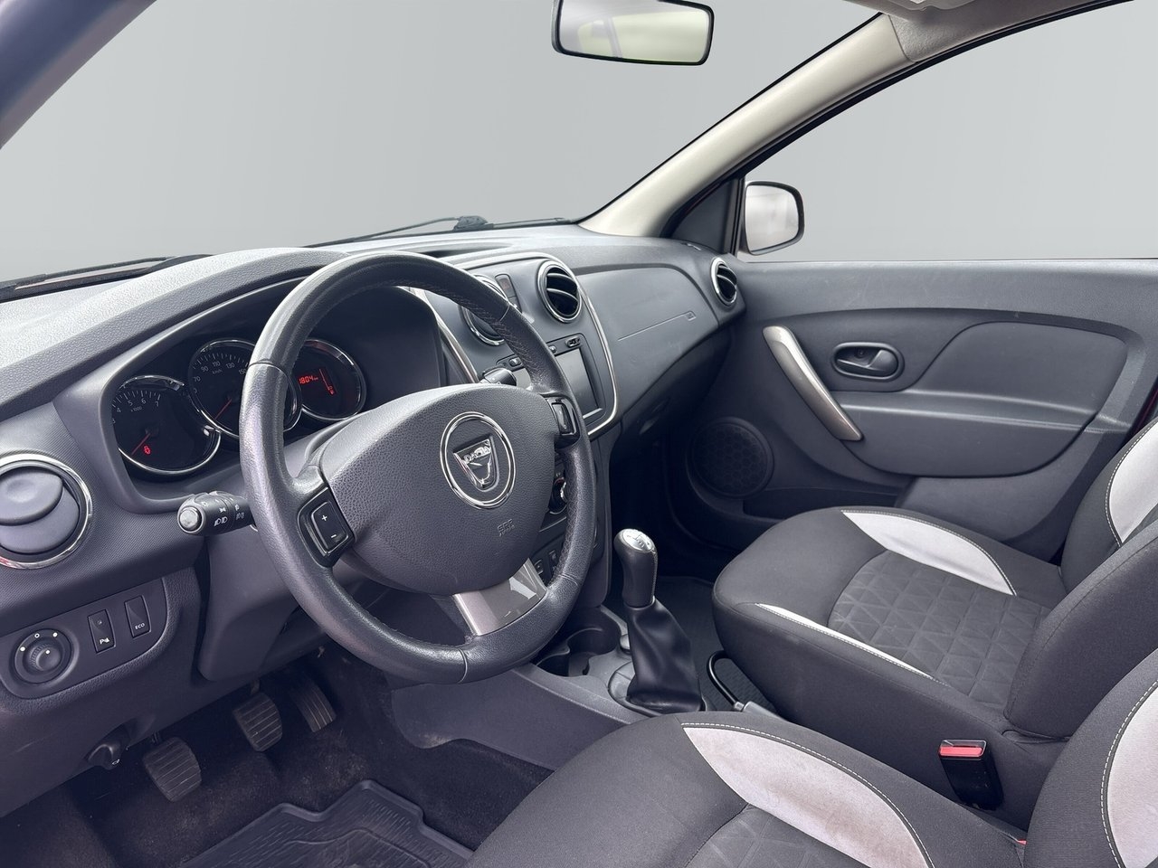 Dacia Sandero Stepway 0.9 TCe Euro 5 2014, bild 6/10