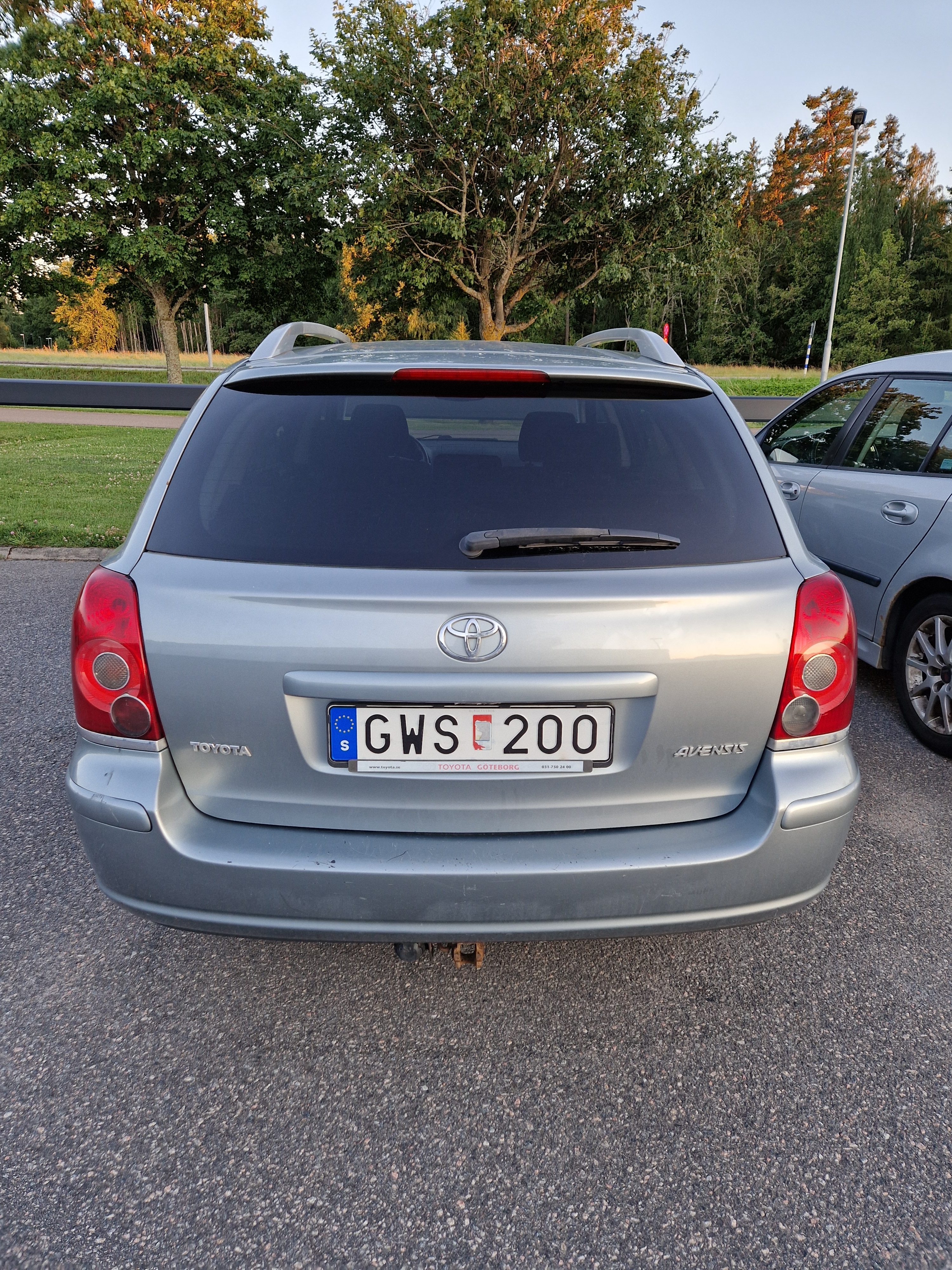 Toyota Avensis 2008, bild 4/8