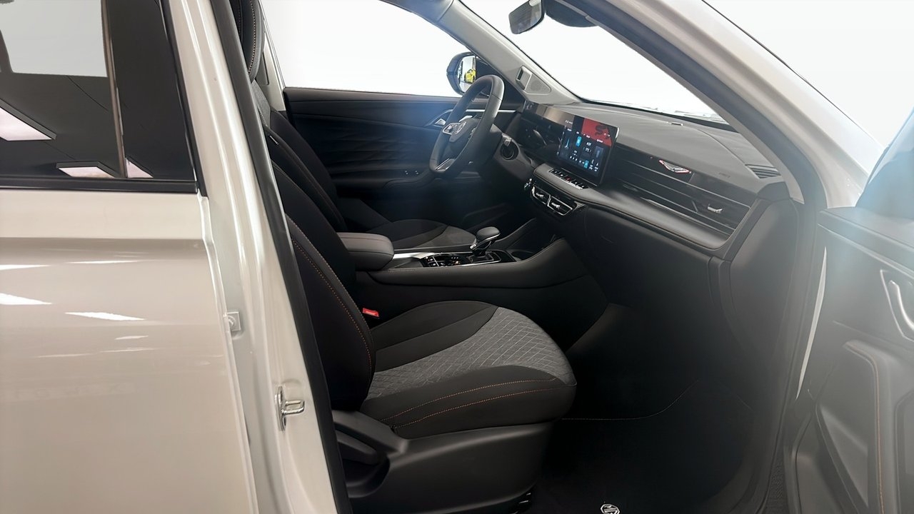 MG HS COMFORT PLUG-IN 2025, bild 3/9