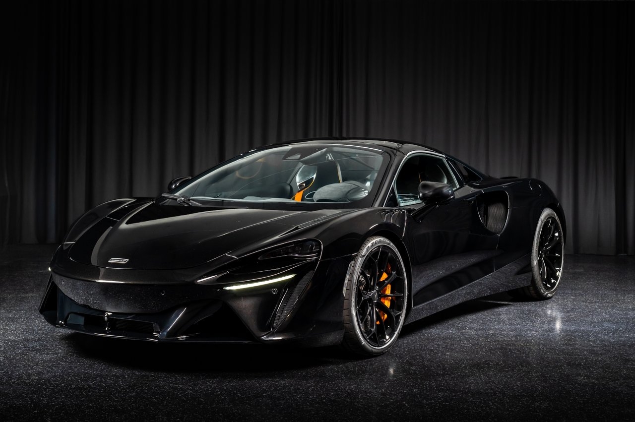 McLaren Artura Spider MY26 2026, photo 2/10