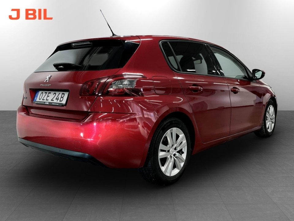 Peugeot 308 5D Active 1.2 PT 131hk 2019, bild 3/15