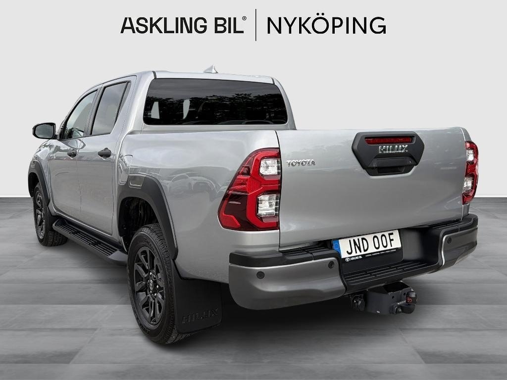 Toyota HiLux 2025, bild 2/15