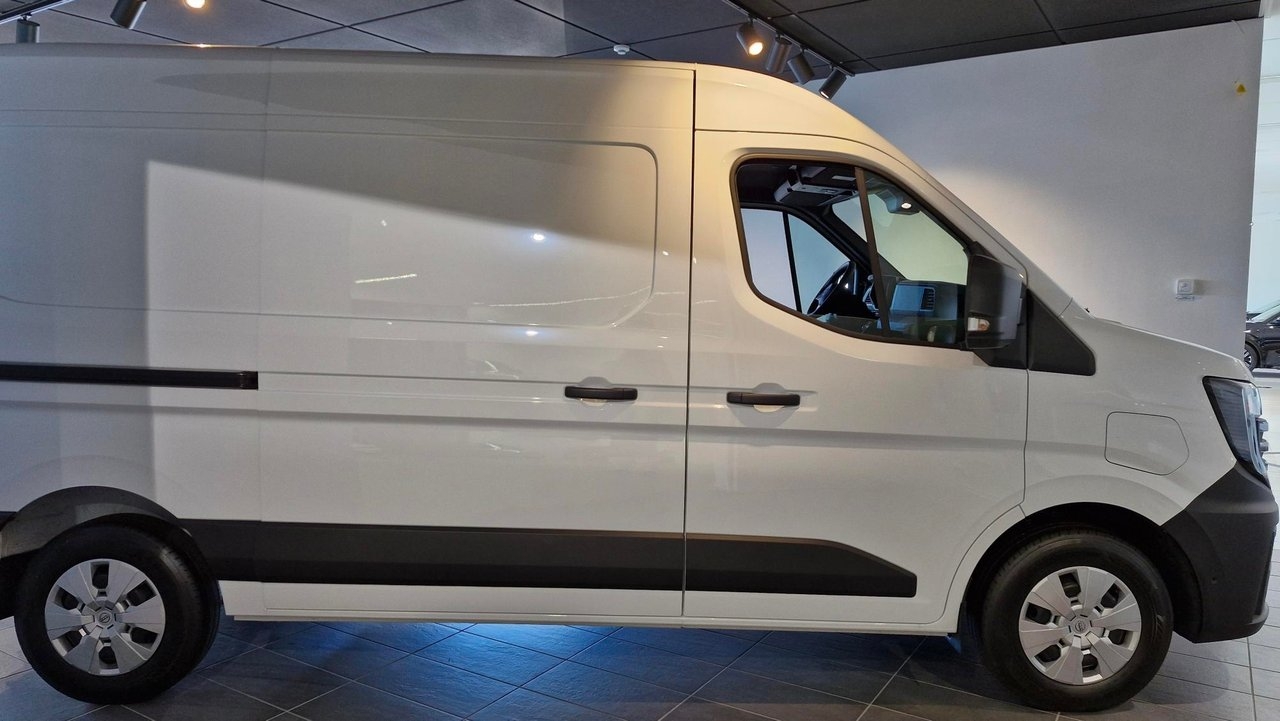 Nissan Interstar 2026, bild 4/10