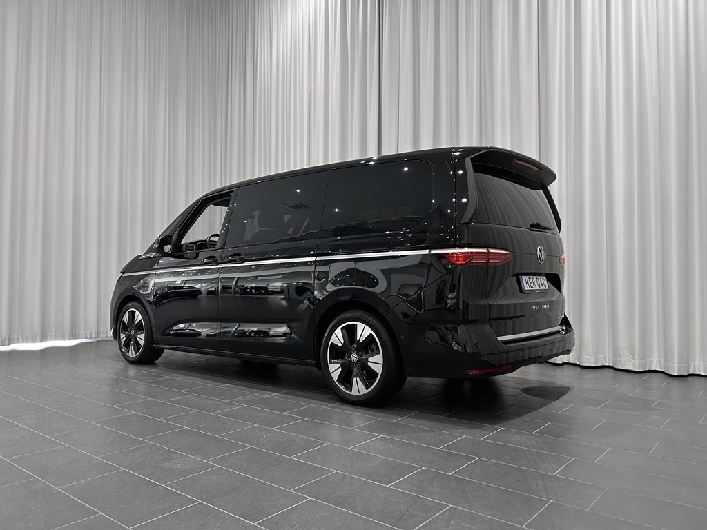 Volkswagen Multivan 2025, photo 3/10