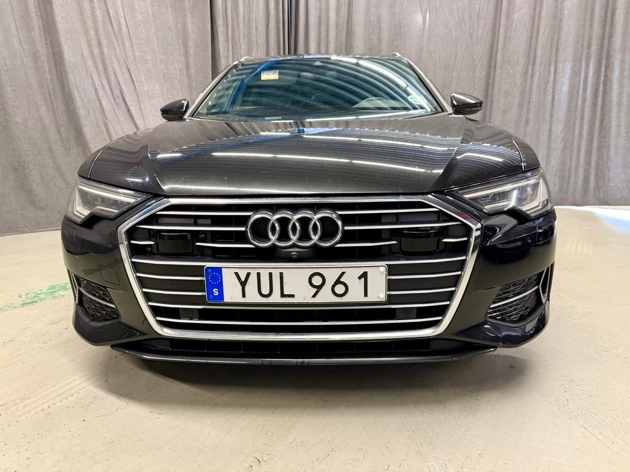 Audi A6 2019, bild 3/17