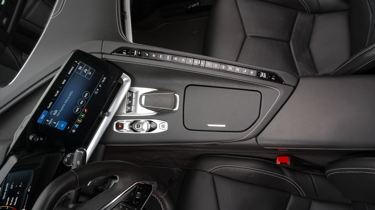Chevrolet Corvette C8 Stingray 2022, kuva 7/10