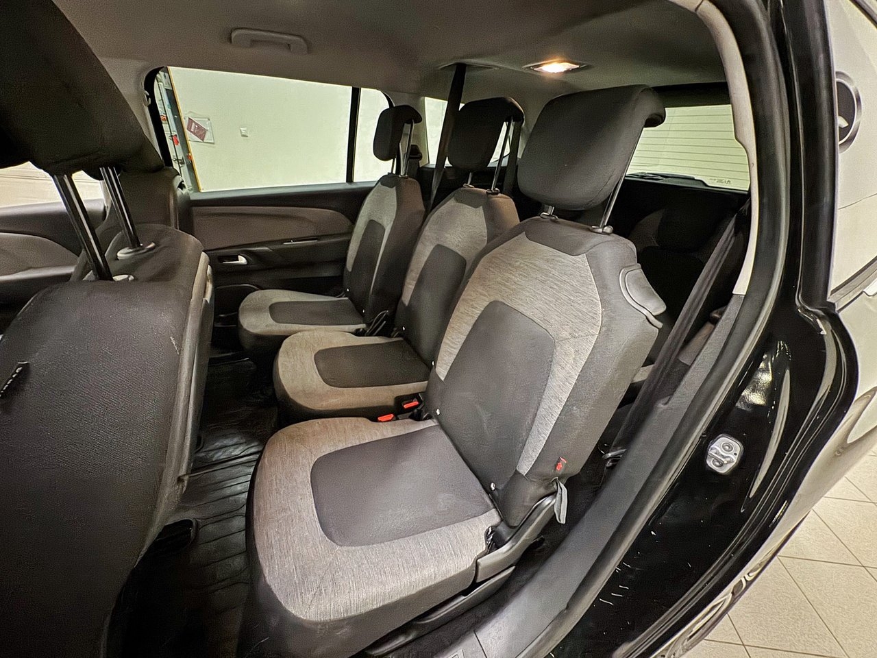 Citroen Grand C4 Picasso 2016, bild 5/9