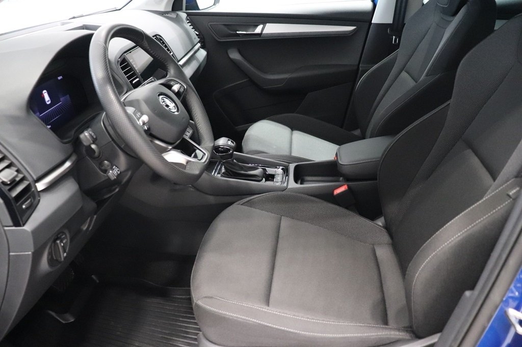 Skoda Karoq 1.5 TSI 150hk Aut Värmare 2025, bild 7/10