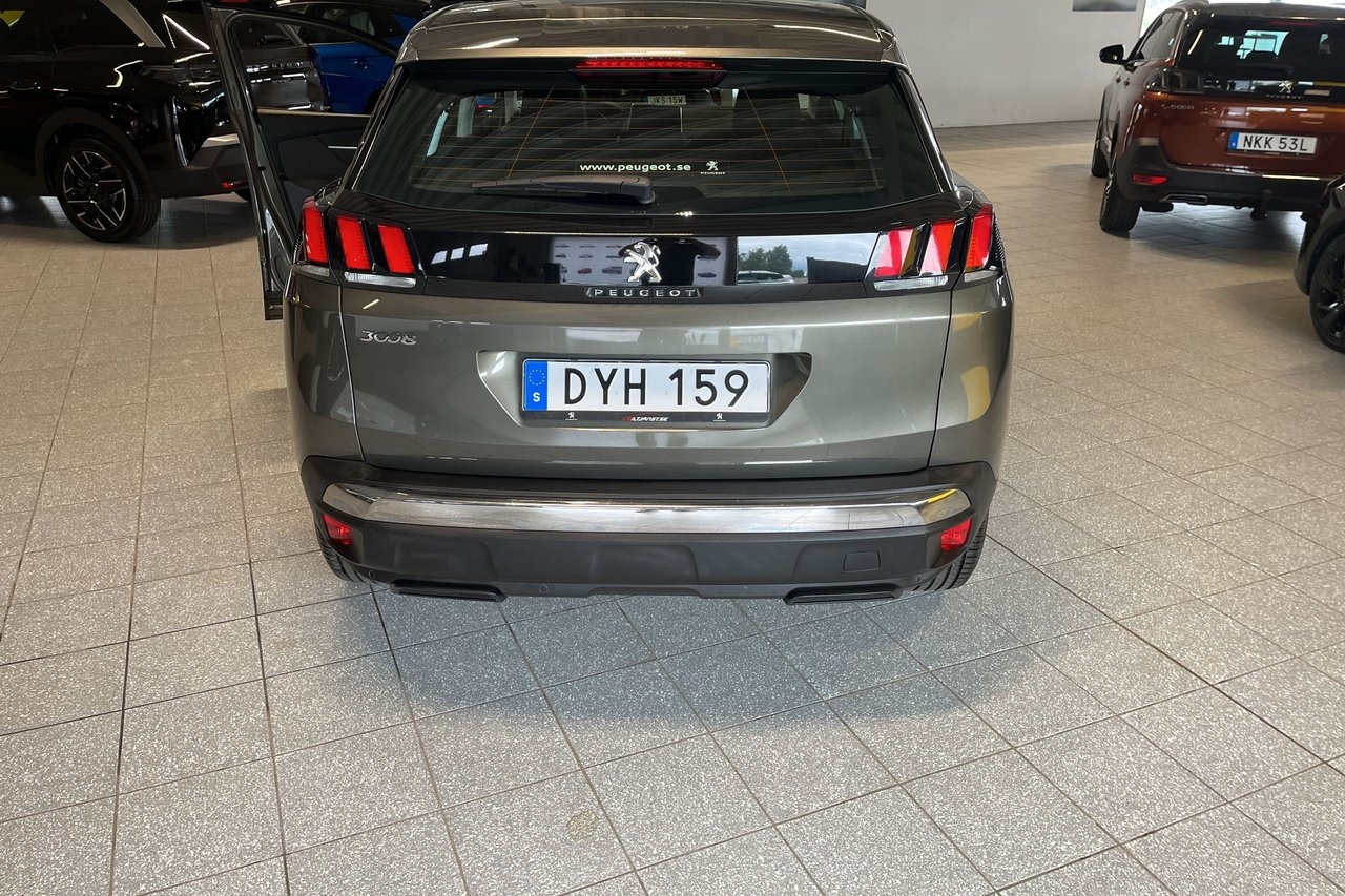Peugeot 3008 Active PKT 130HK Bensin 2018, bild 4/9