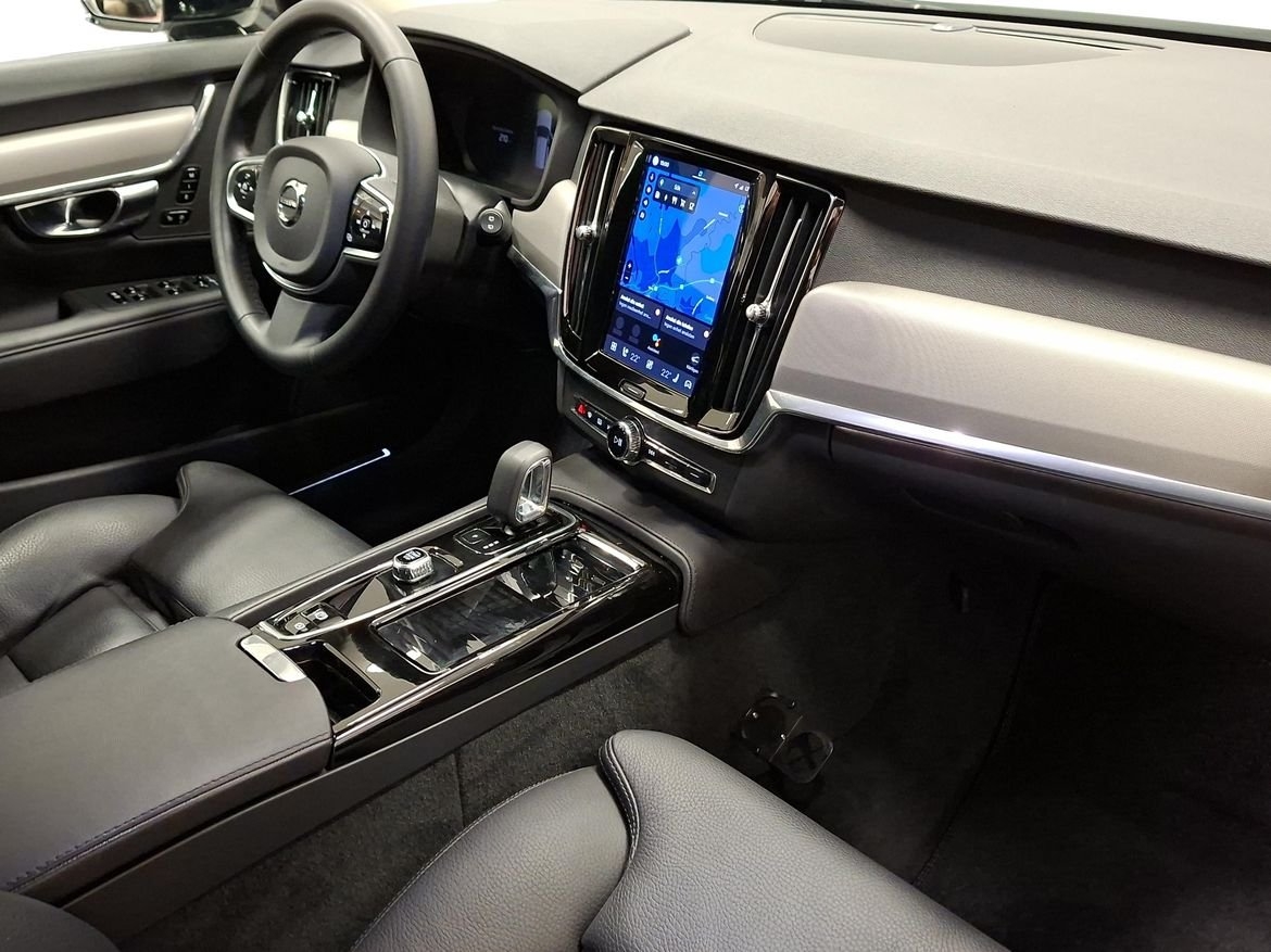 Volvo V90 T6 Plus Dark - Luftfjädring 2025, bild 4/16