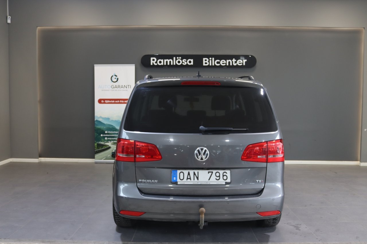 Volkswagen Touran 2014, bild 6/10