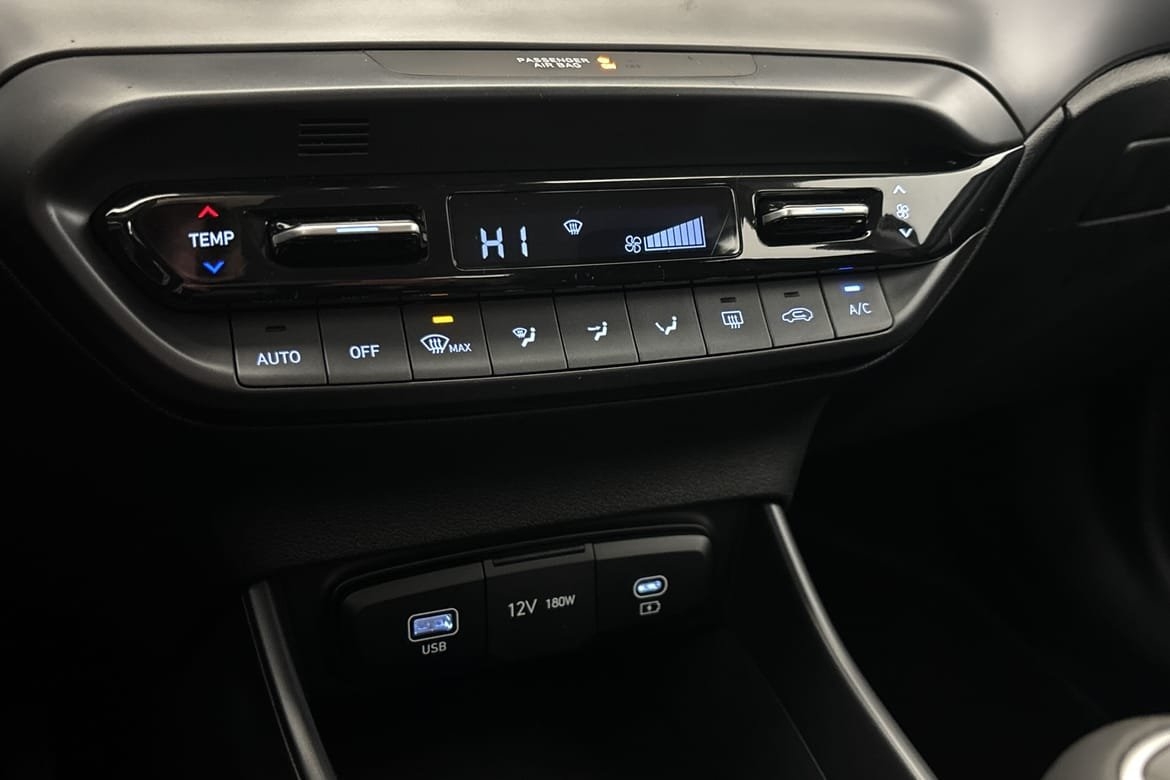 Hyundai i20 2025, bild 7/21