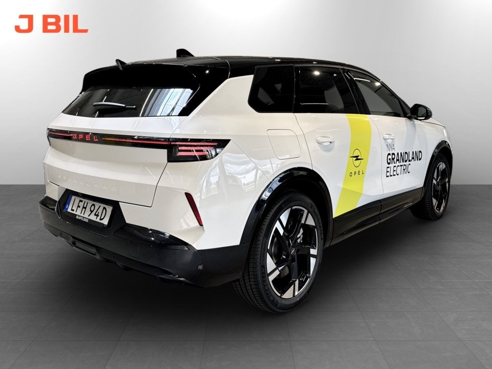 Opel Grandland Ultimate PHEV 2026, bild 2/17