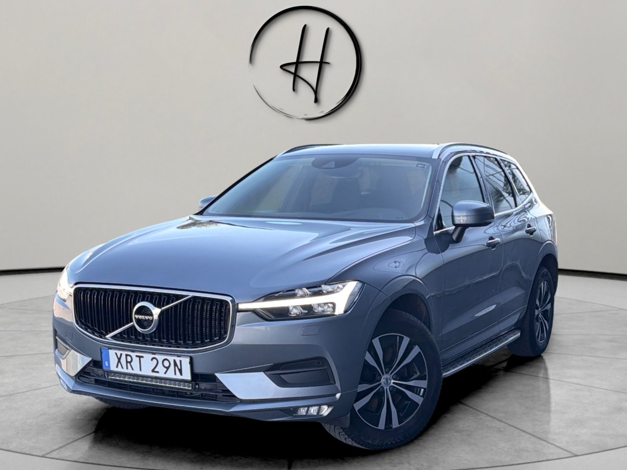 Volvo XC60 B4 D 197hk AWD 1-Ägare GPS 2021, bild 2/10