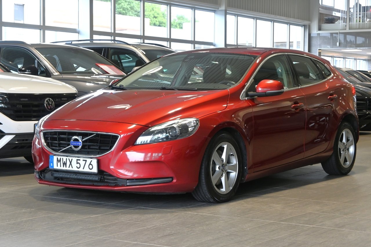 Volvo V40