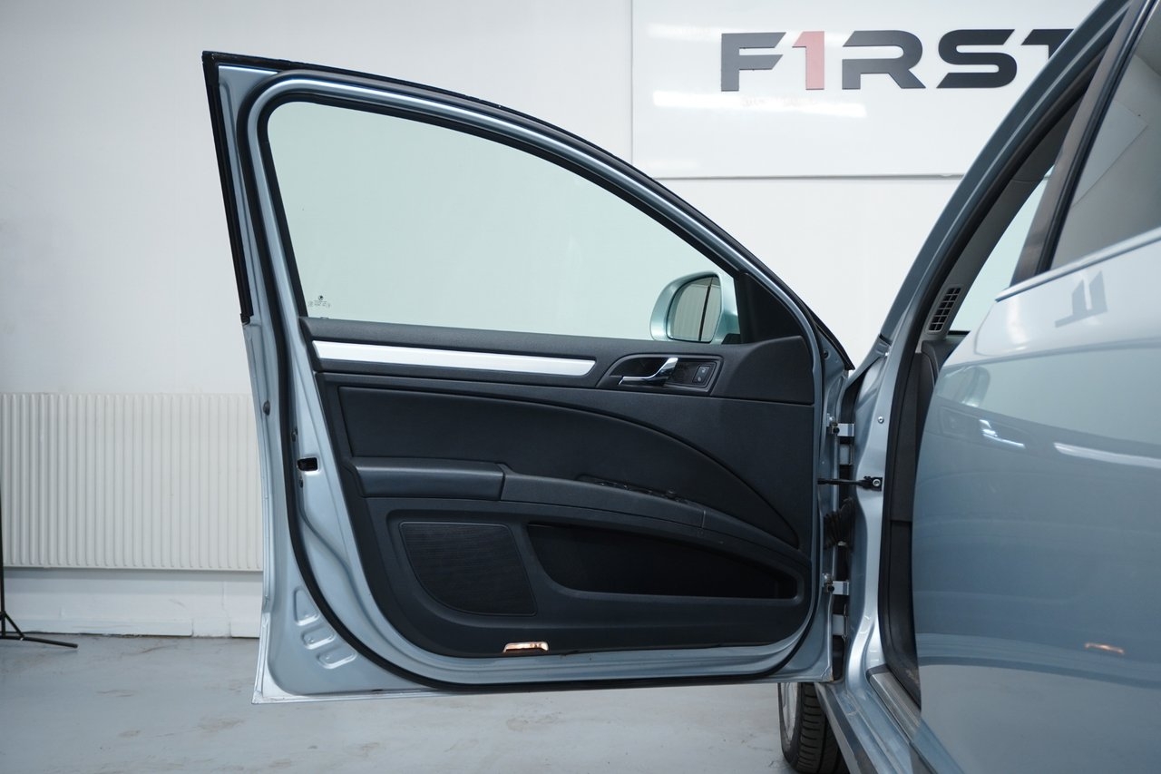 Skoda Superb Kombi 2.0 TDI 4x4 Elegance 2013, bild 6/10