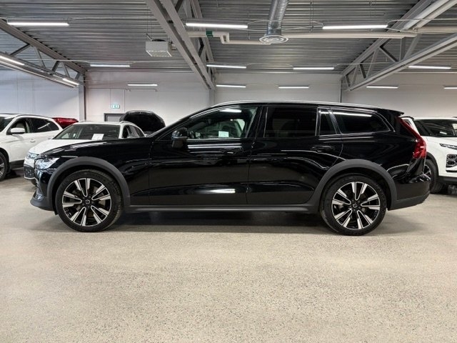 Volvo V60 Cross Country 2020, kuva 2/9