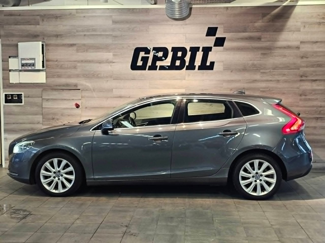Volvo V40 D2 City-safe 2014, kuva 2/10