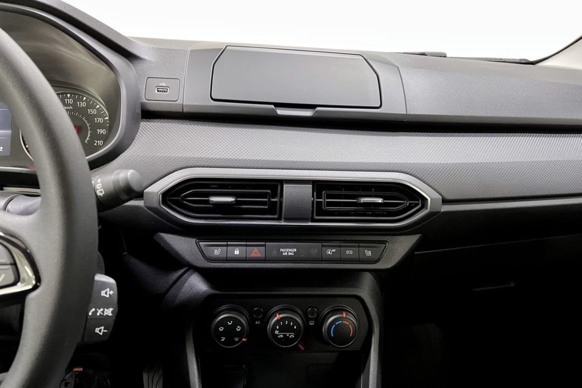 Dacia Sandero TCe 90 Essential III 2023, kuva 6/9