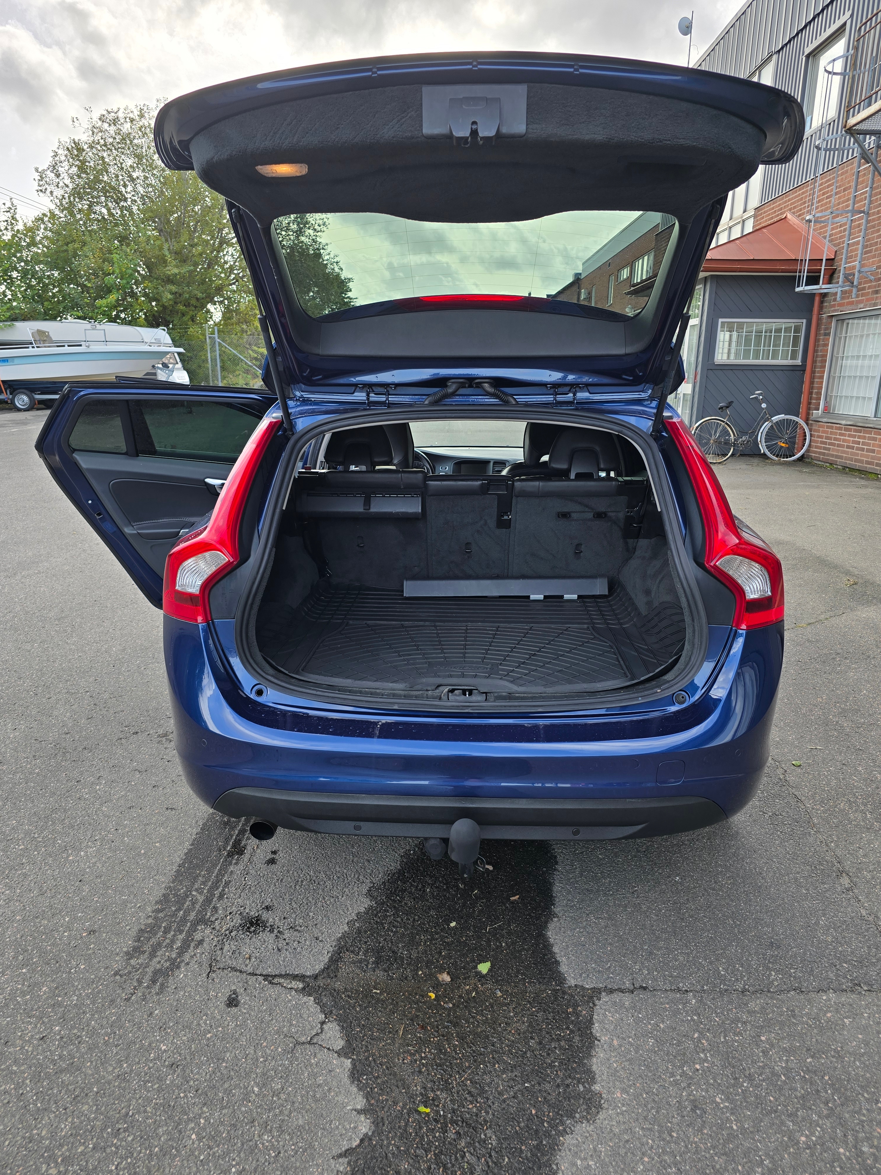 Volvo V60 2012, bild 6/7