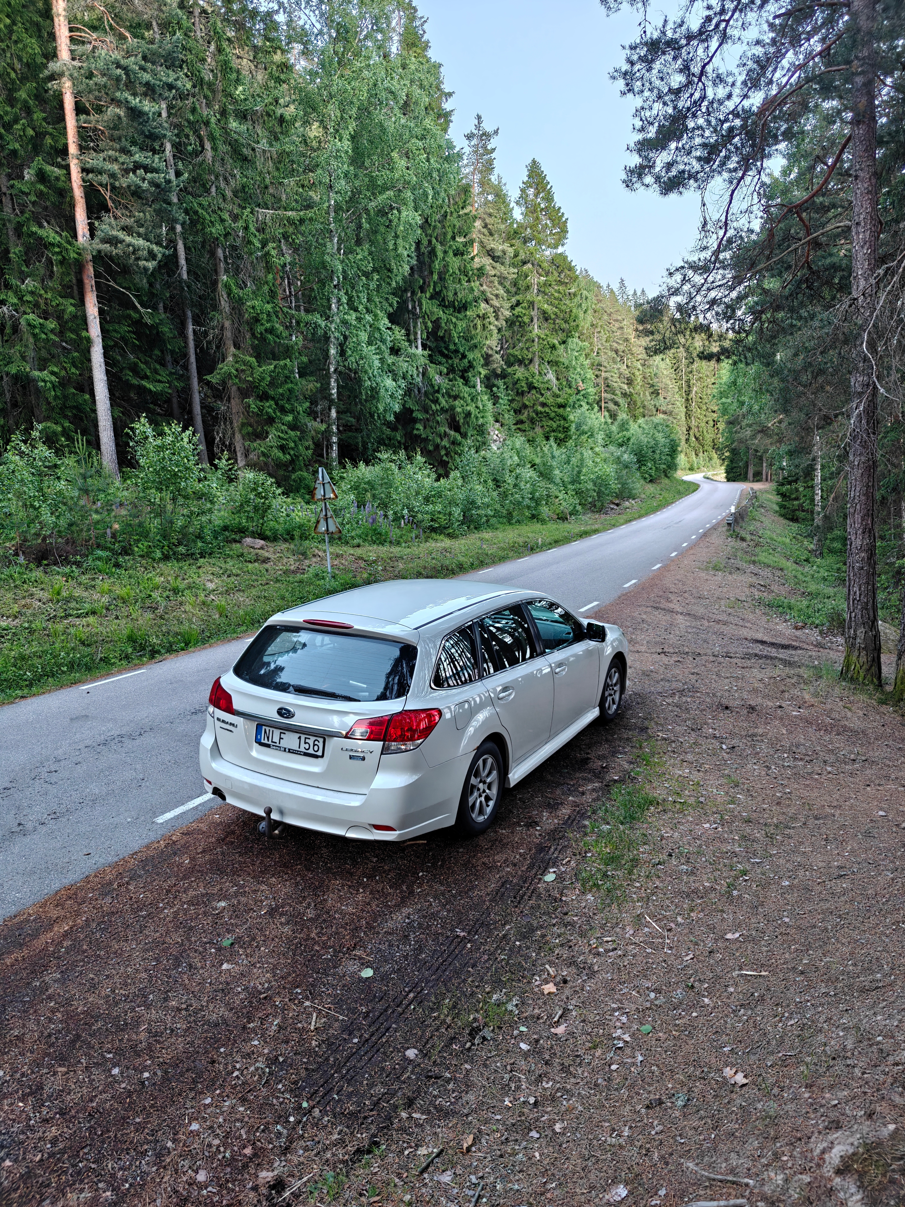 Subaru Legacy Wagon 2.0 4WD Manuell 2010, kuva 2/7