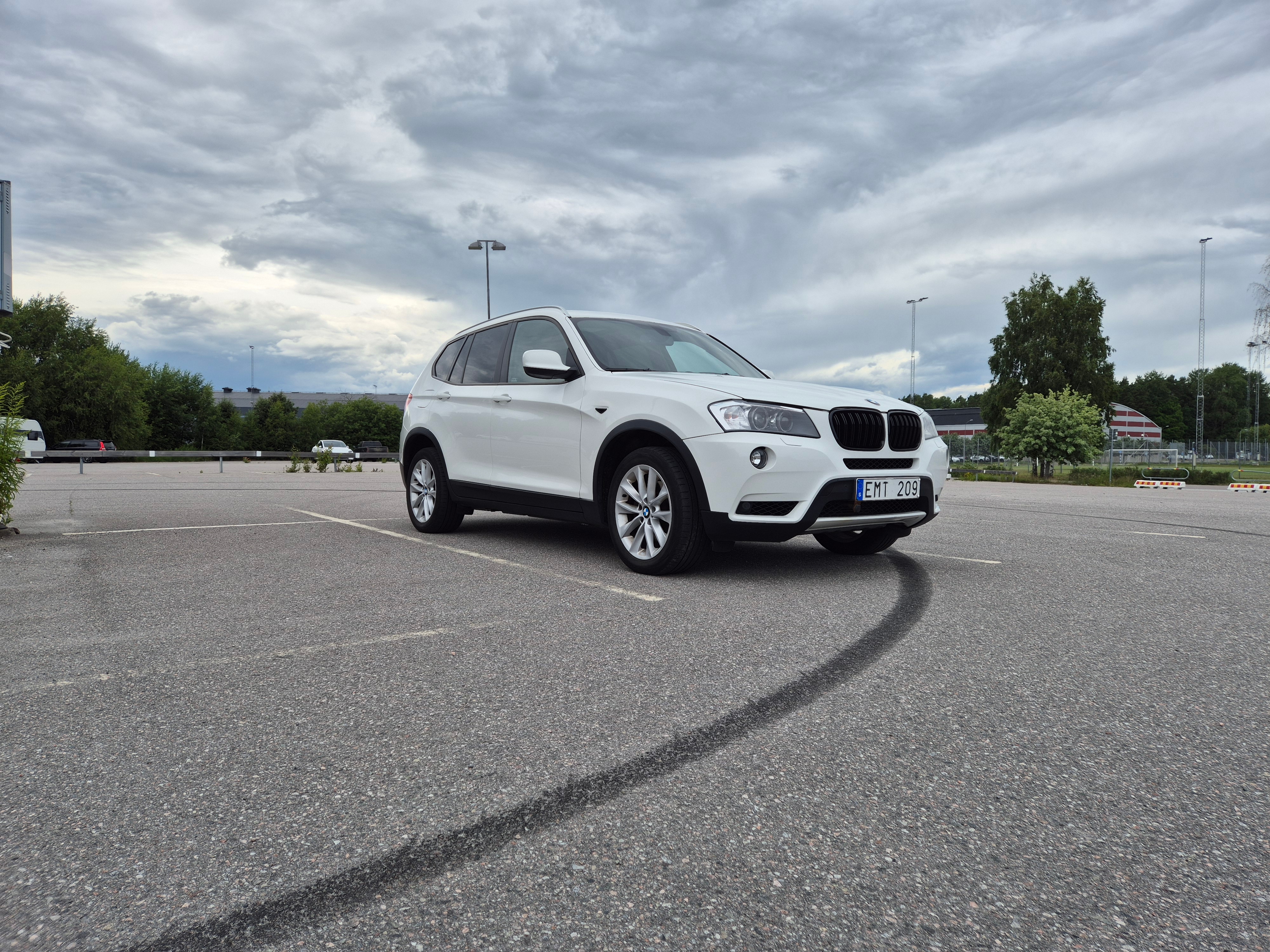 BMW X3 xDrive30d Steptronic 2012, photo 2/14