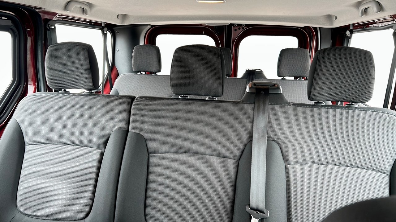 Renault Trafic 2023, photo 5/10