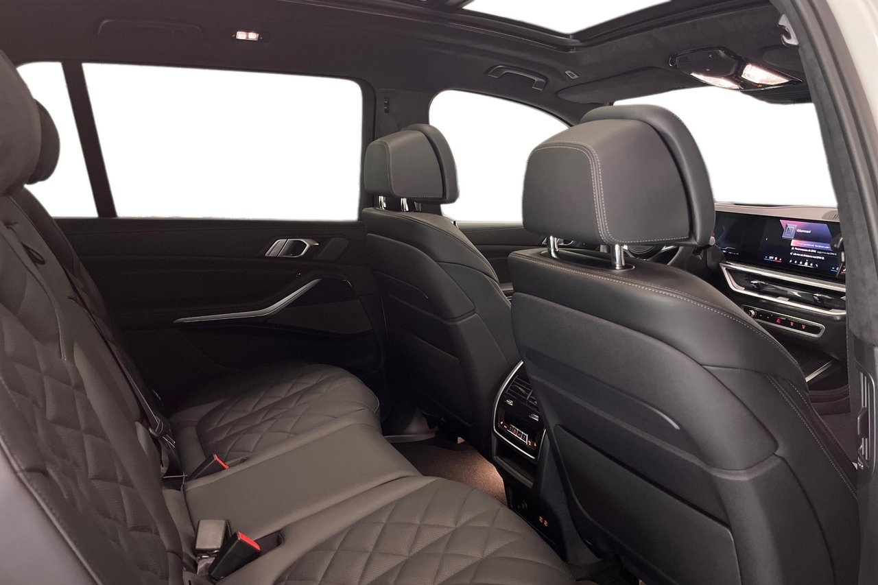 BMW X7 xDrive 40i M-Sport Pro 2026, kuva 7/19