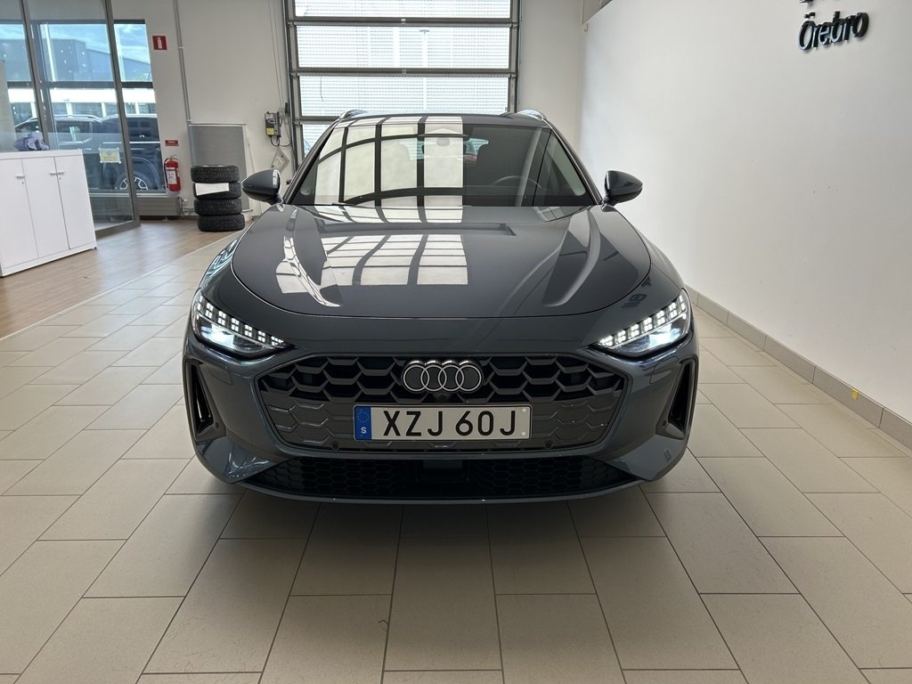 Audi A5 2025, photo 2/10