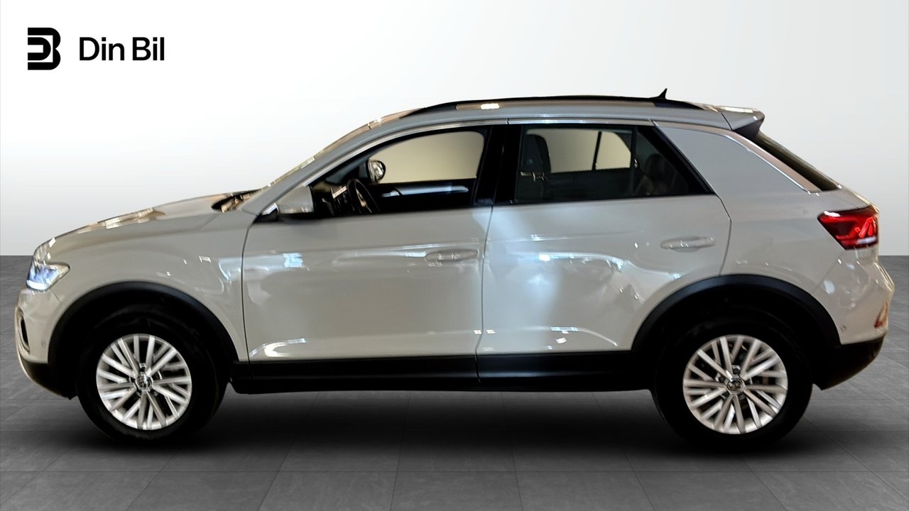 Volkswagen T-Roc 2023, bild 2/10