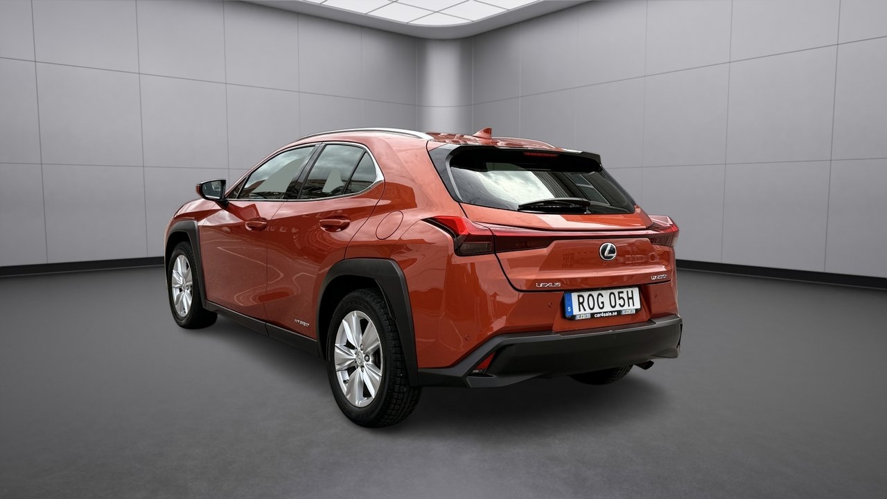 Lexus UX 250h E-Four CVT Euro 6 2020, bild 3/23